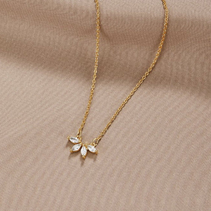 Collier Omelia Kristallblad